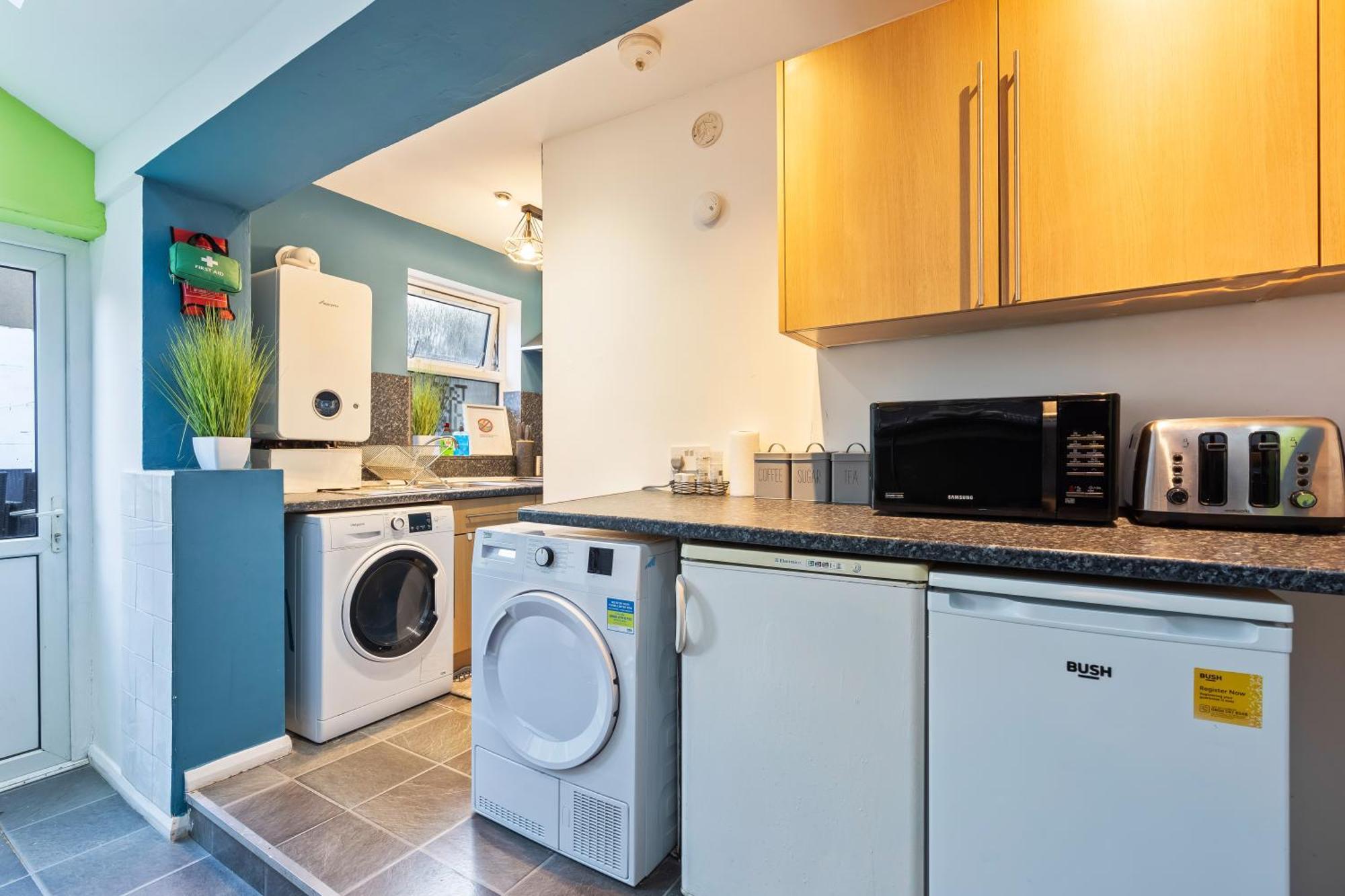 Comfy 4Br House Close To Subway Londres Exterior foto